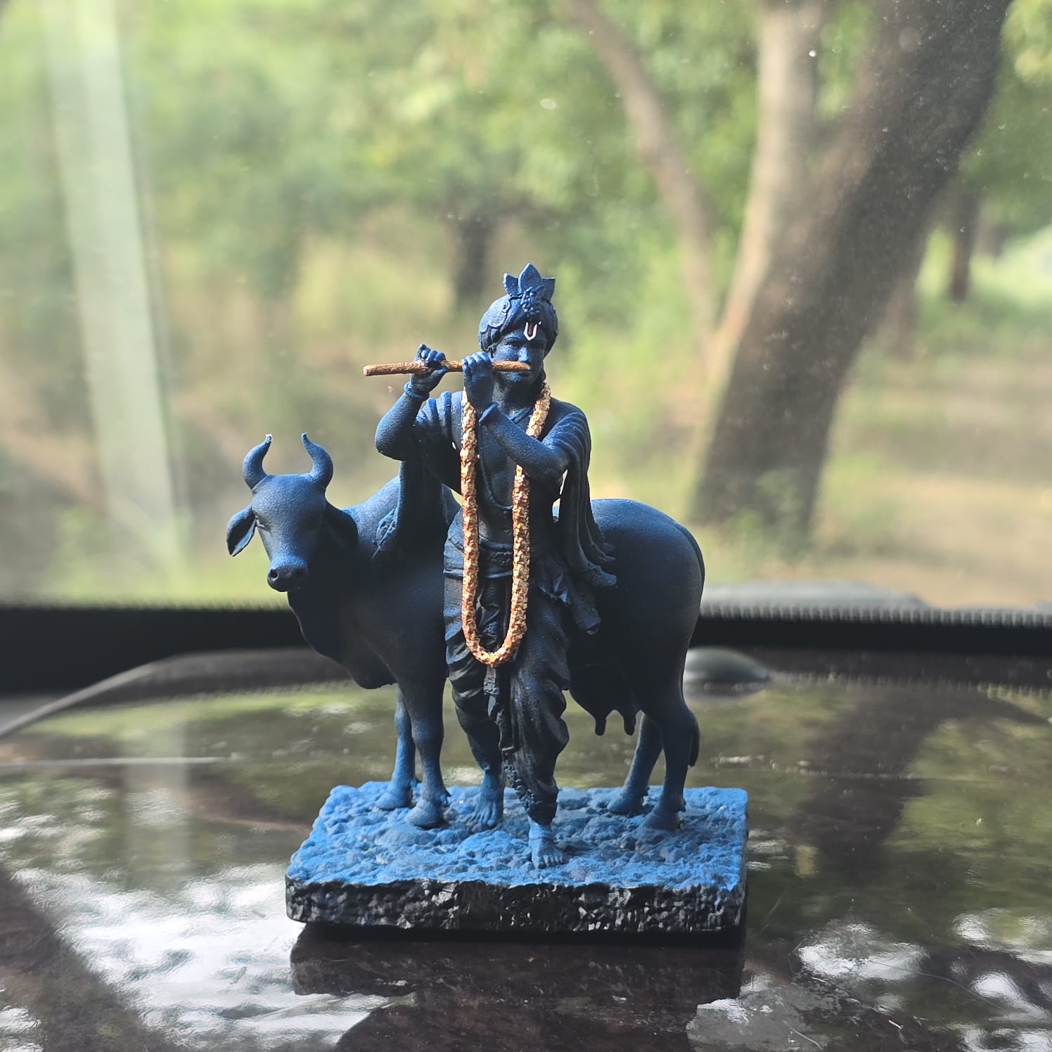 krishna idol, shri krishna car dashboard, Shri krishna murti