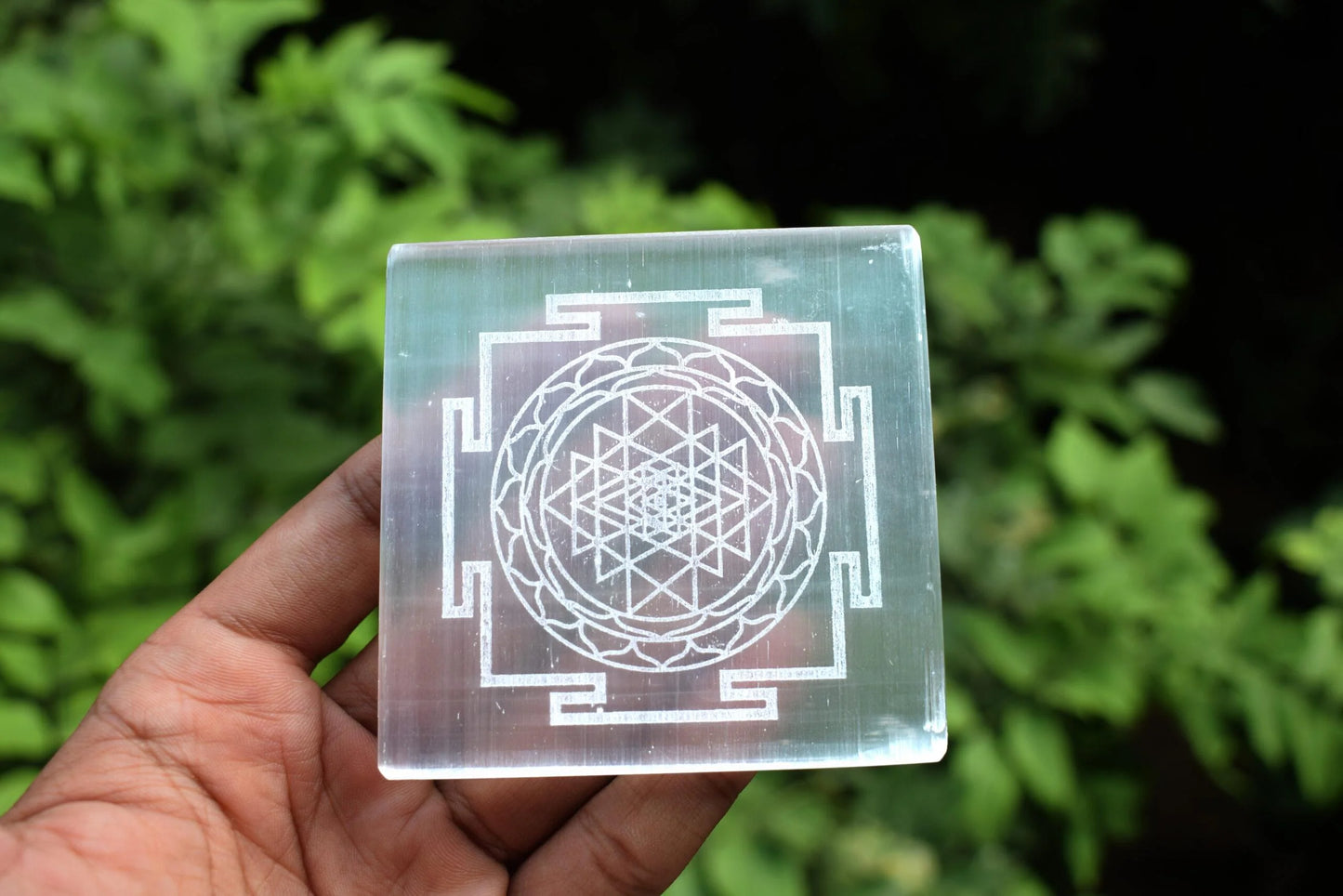 Selenite Crystal Charging Plate